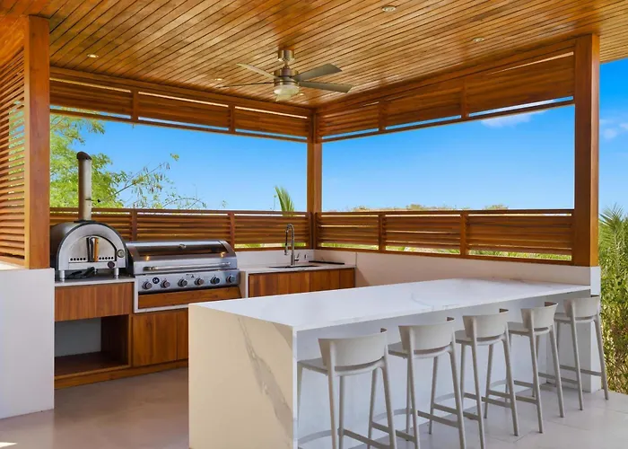 Luxury Ocean-view Villa, Infinity Pool, Concierge