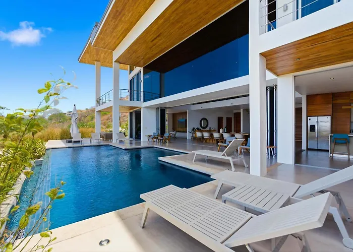 Luxury Ocean-view Villa, Infinity Pool, Concierge Playa Grande