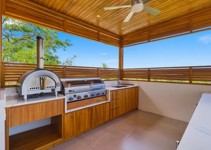 Luxury Ocean-view Villa, Infinity Pool, Concierge * Playa Grande