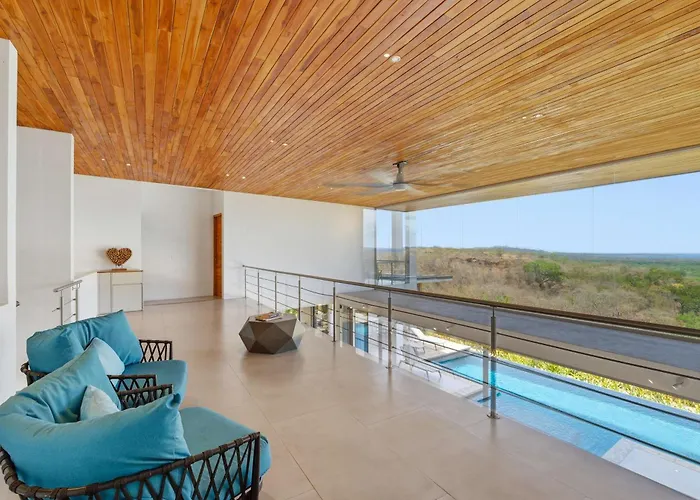 Luxury Ocean-view Villa, Infinity Pool, Concierge Villa Playa Grande