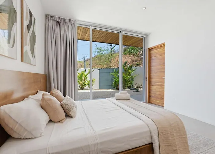 Luxury Ocean-view Villa, Infinity Pool, Concierge * Playa Grande